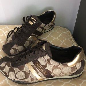 Gently used Coach Katelyn shoes